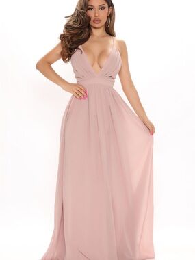 Fashion Nova Arabella Maxi Dress NWT Large Blush Pink mauve Chiffon Gown